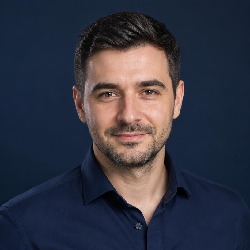 Vlad Cernat, autor